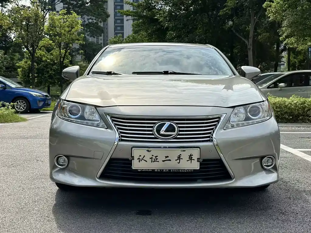 Lexus ES — миниатюра 2