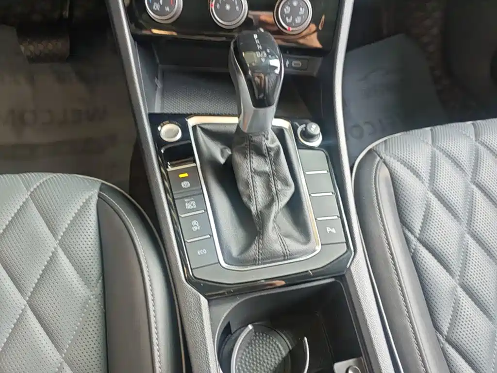 Volkswagen Sagitar — миниатюра 14