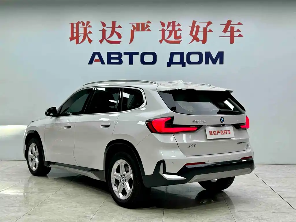 BMW X1 — миниатюра 4