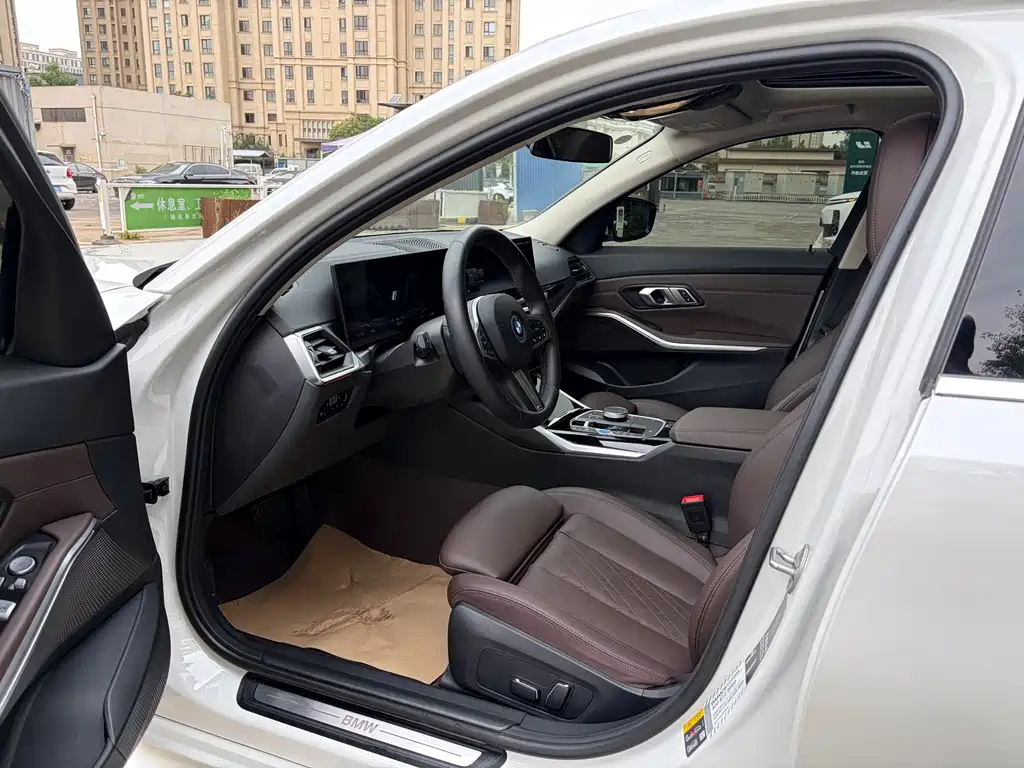 BMW i3 — миниатюра 5