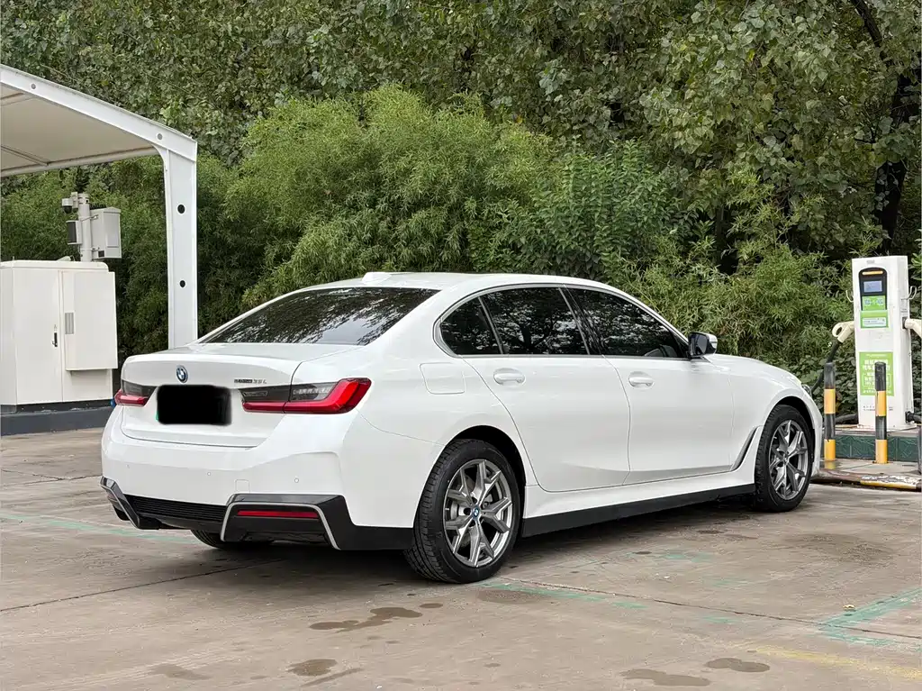 BMW i3 — миниатюра 15