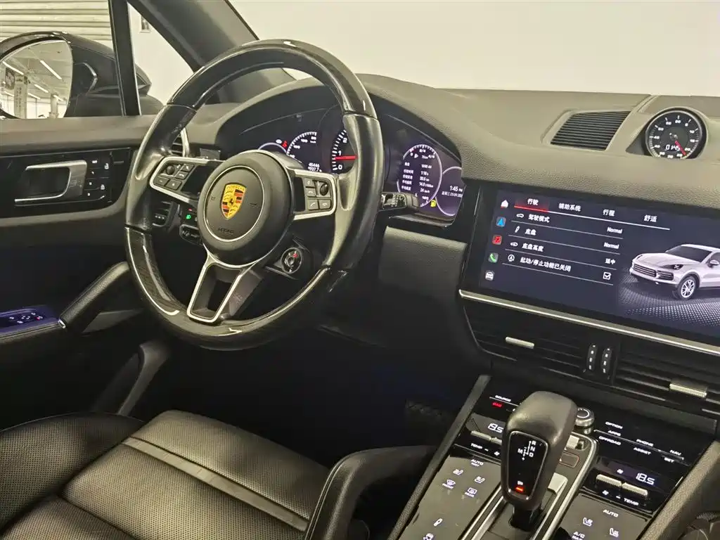 Porsche Cayenne — миниатюра 14