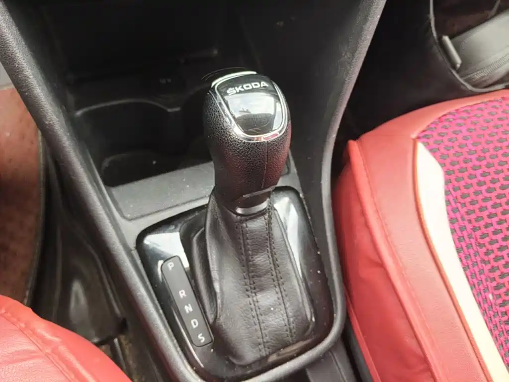 Skoda Rapid Spaceback — миниатюра 14