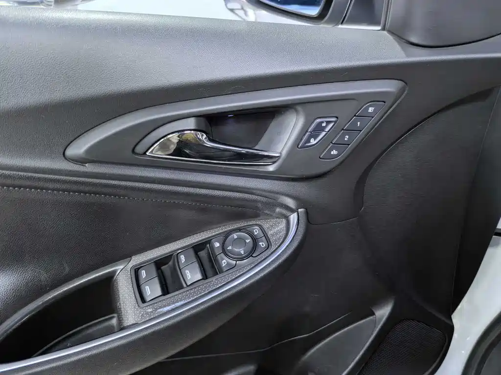 CHEVROLET MAI RUIBAO XL