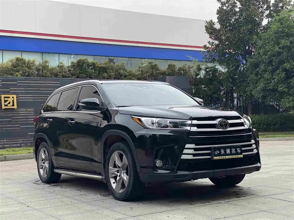 Toyota Highlander — миниатюра 3