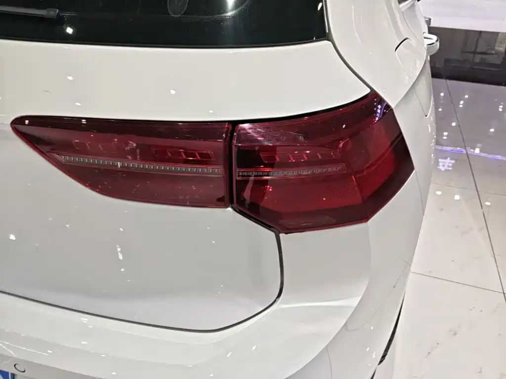 Volkswagen Golf — миниатюра 8