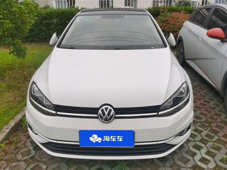 Volkswagen Golf 2018 230TSI AT Comfort
