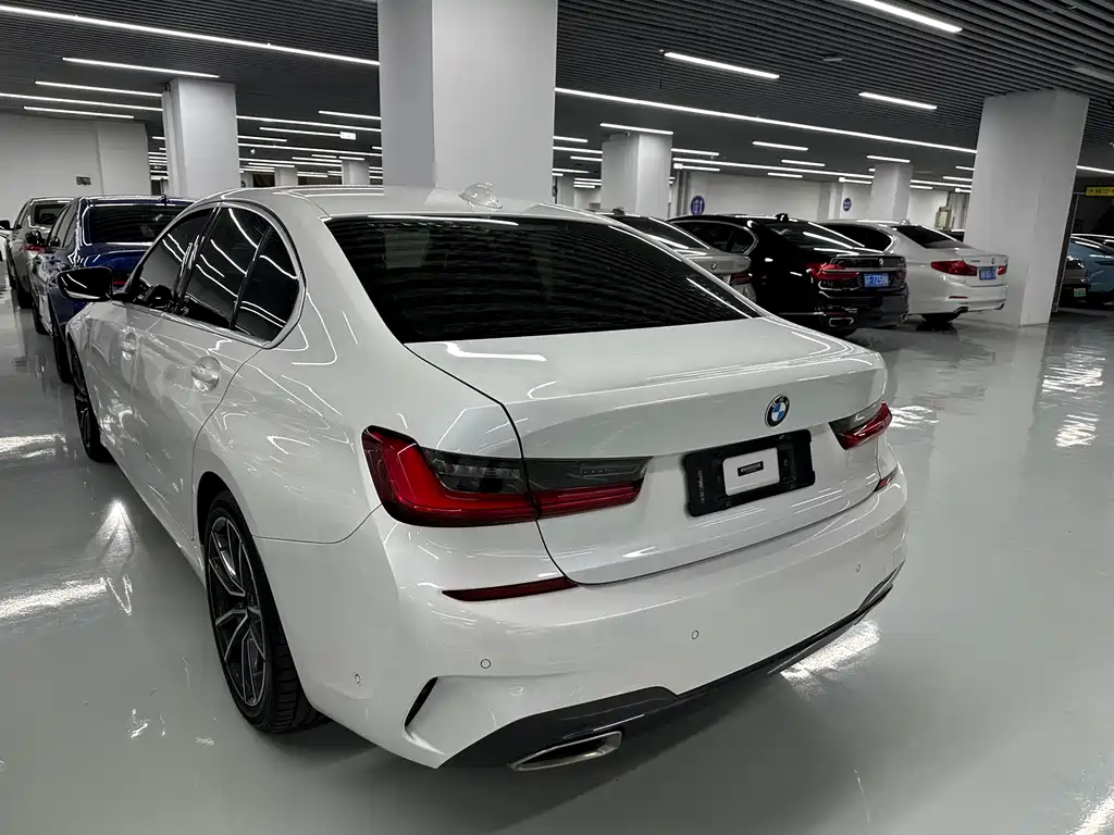 BMW 3 Series — миниатюра 18