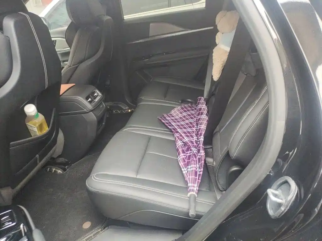 Cadillac XT5 — миниатюра 13