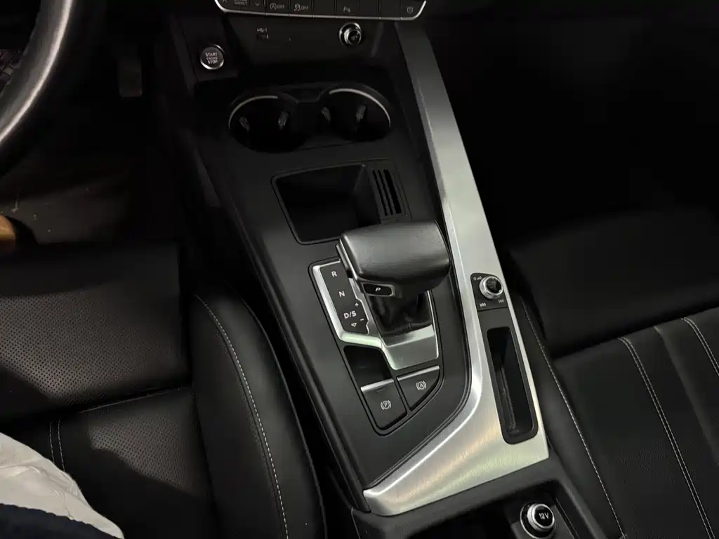 Audi A4L — миниатюра 9