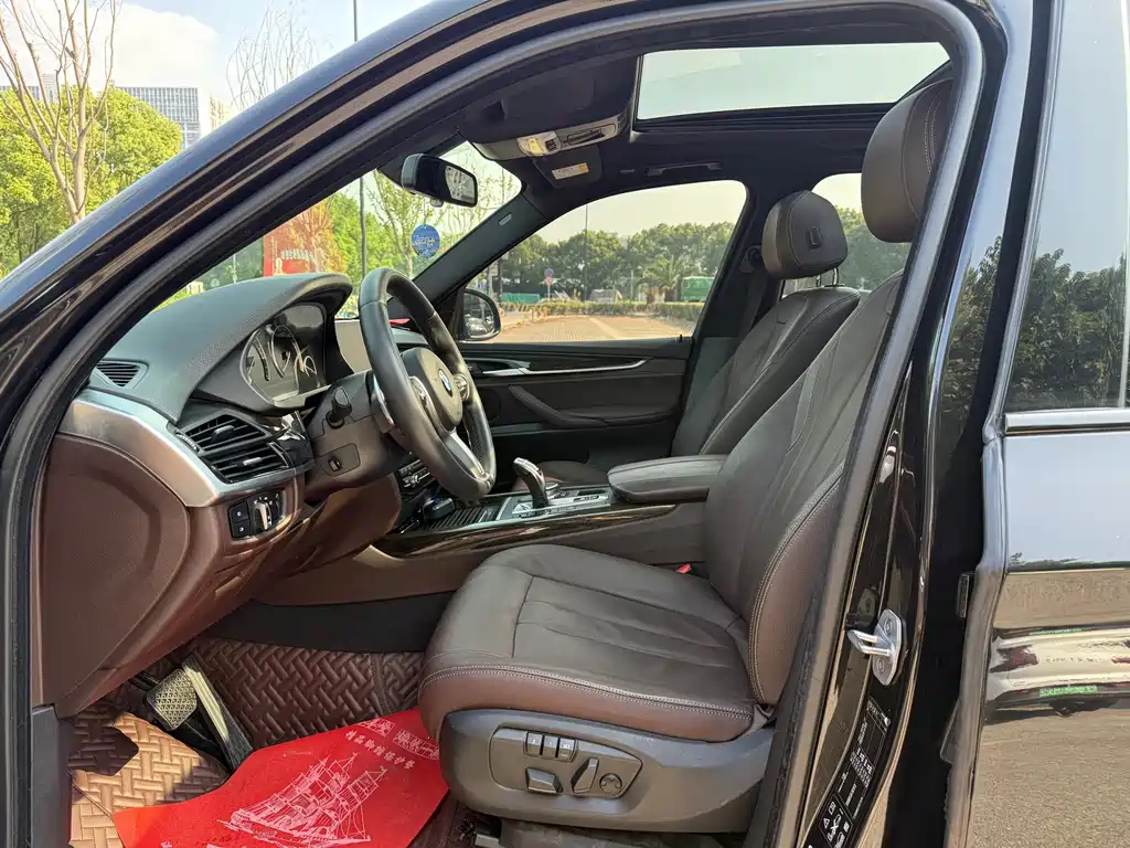 BMW X5 (Import) — миниатюра 7