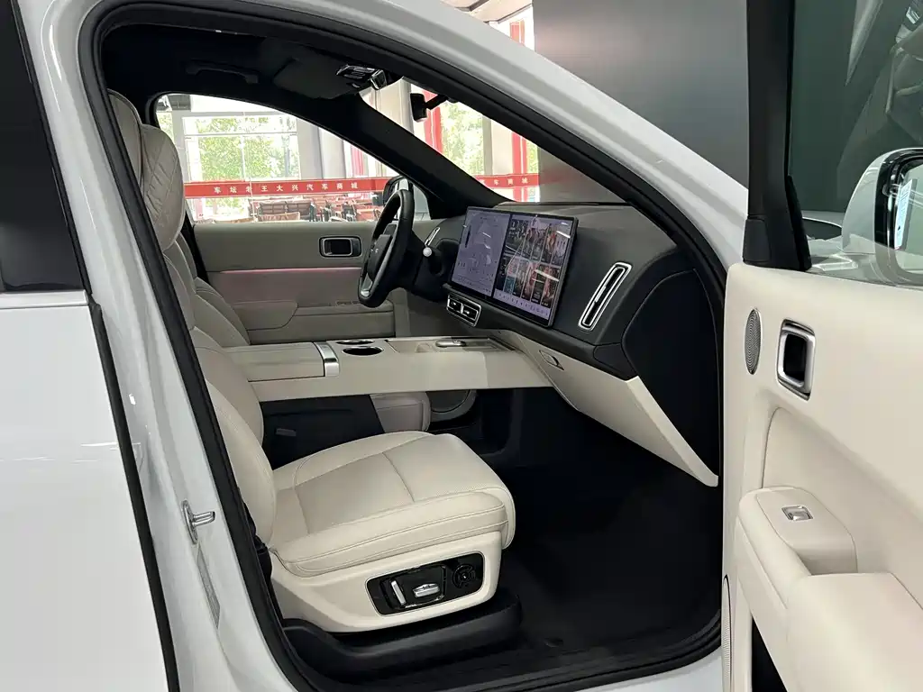 Li Auto L8 2025 Max