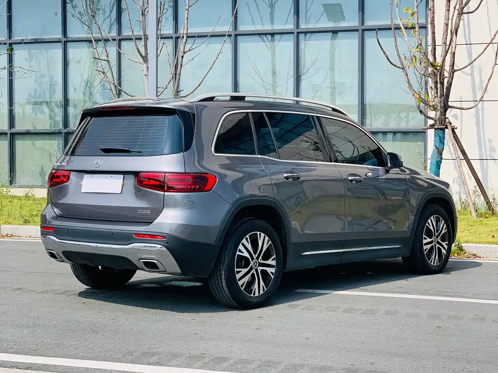 Mercedes-Benz GLB — миниатюра 6