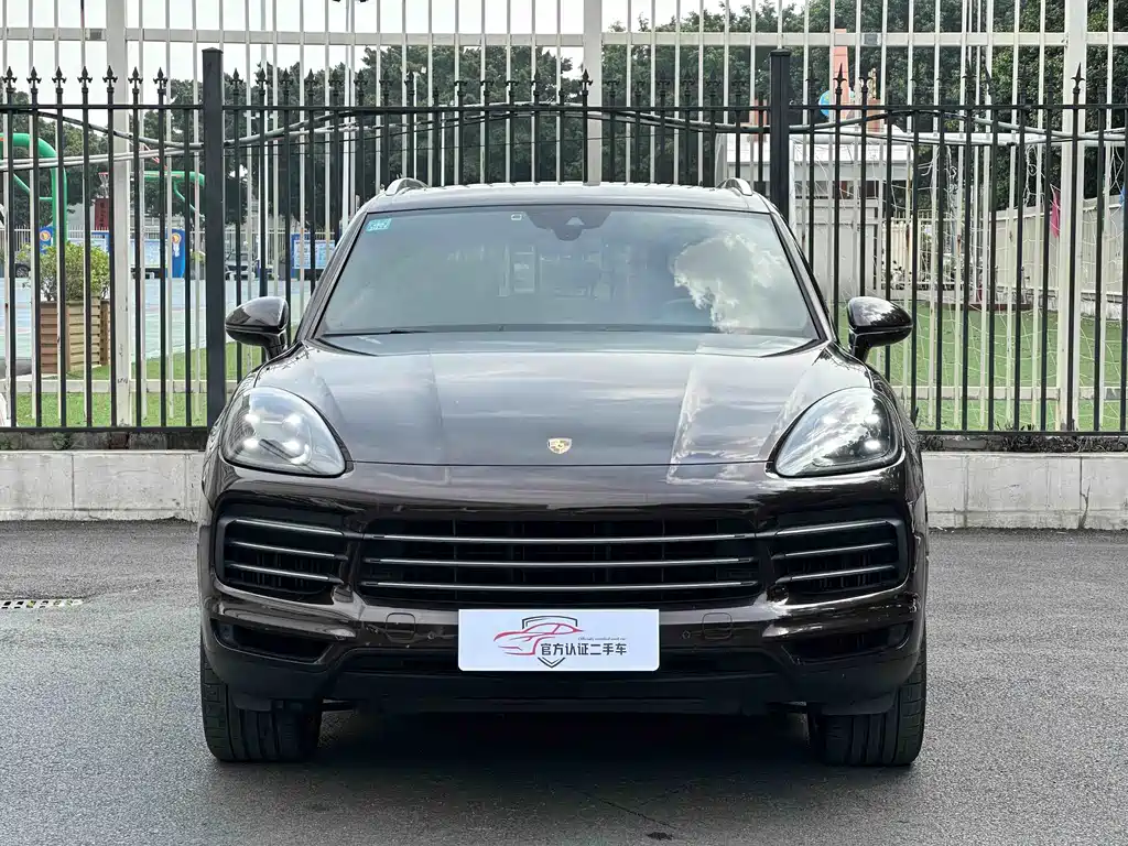 Porsche Cayenne — миниатюра 2