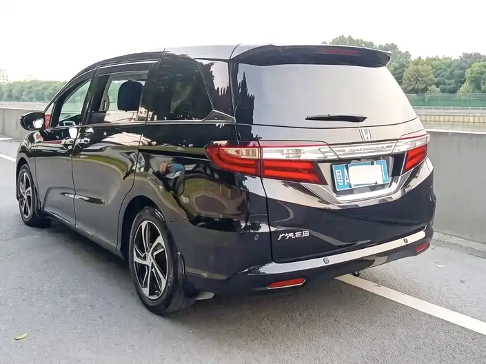 Honda Odyssey — миниатюра 6