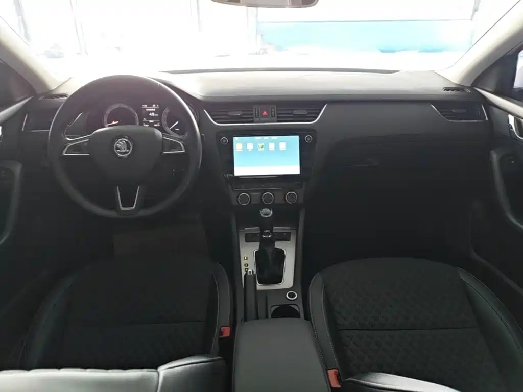 Skoda Octavia — миниатюра 10