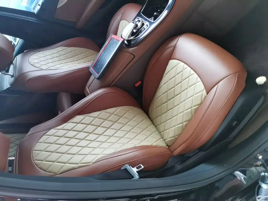 Mercedes-Benz E-Class — миниатюра 25