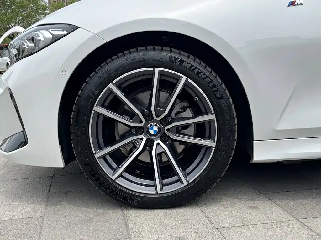 BMW 3 Series — миниатюра 10