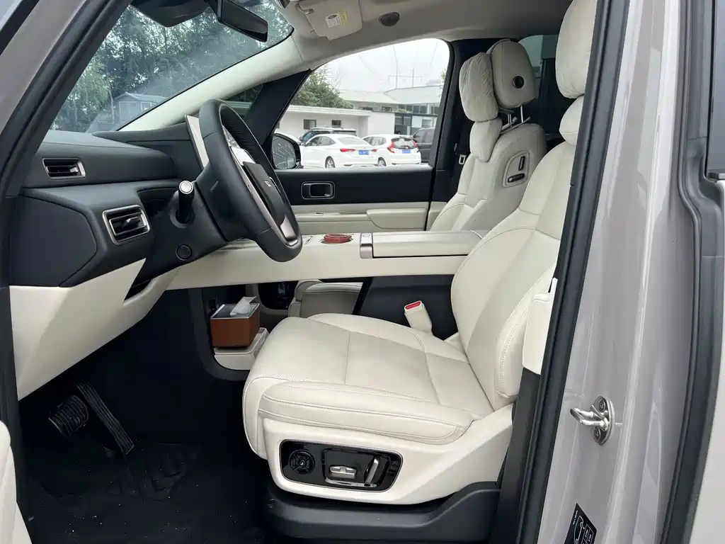 Li Auto Li MEGA — миниатюра 5