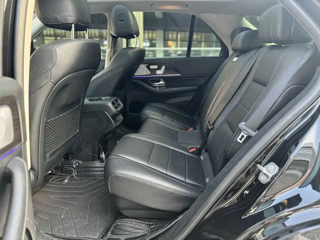 Mercedes-Benz GLE (Import) — миниатюра 12