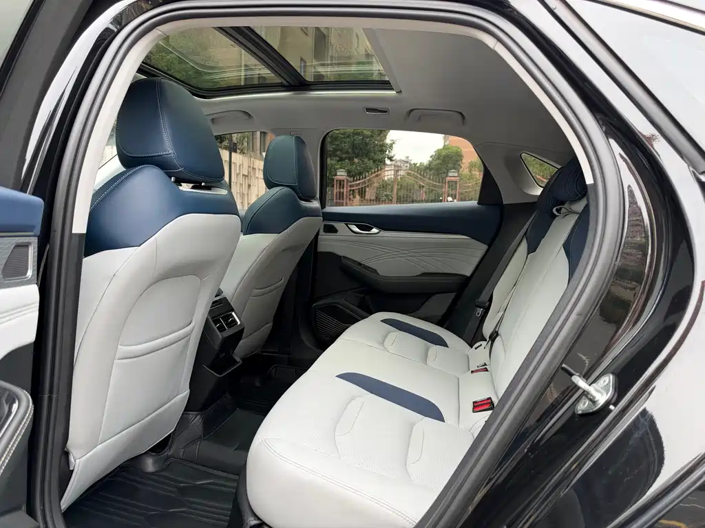 Geely Xingrui — миниатюра 9