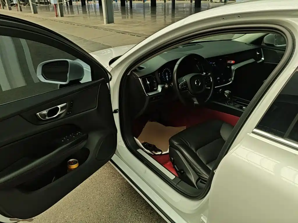 Volvo S60 — миниатюра 16