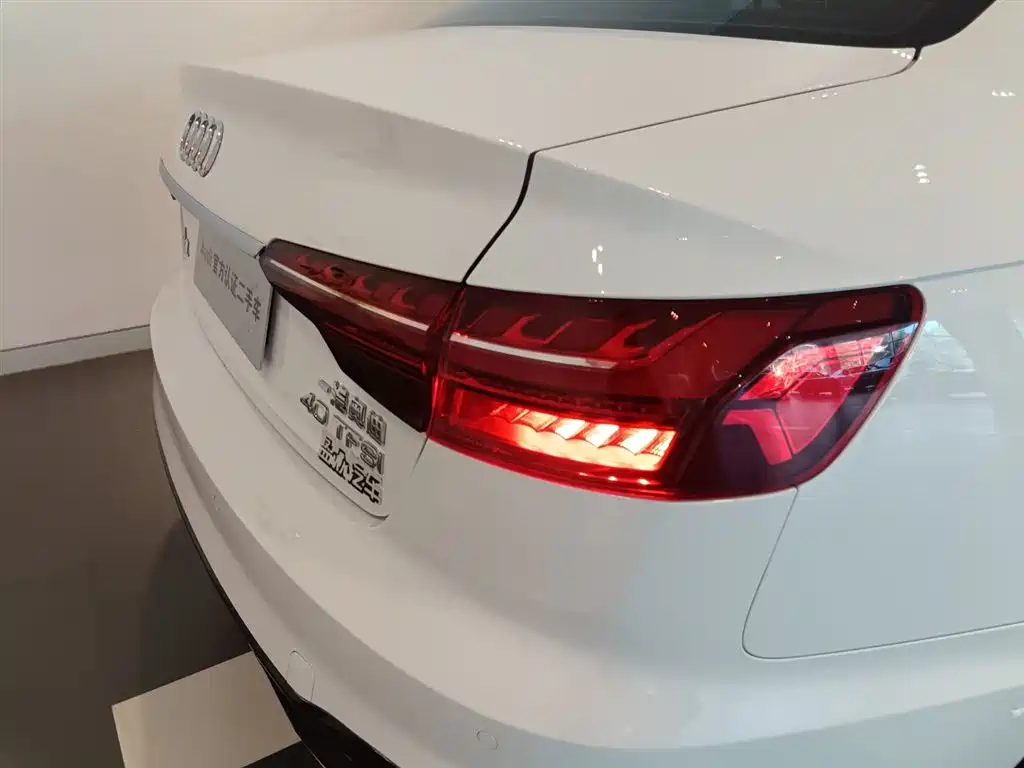 Audi A4L — миниатюра 13