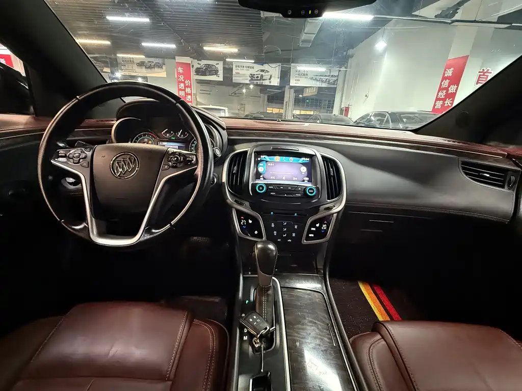 Buick LaCrosse — миниатюра 7