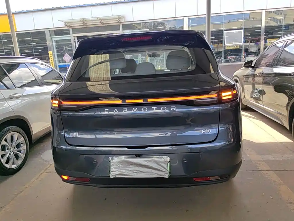 Leapmotor Leapmotor B10 — миниатюра 6