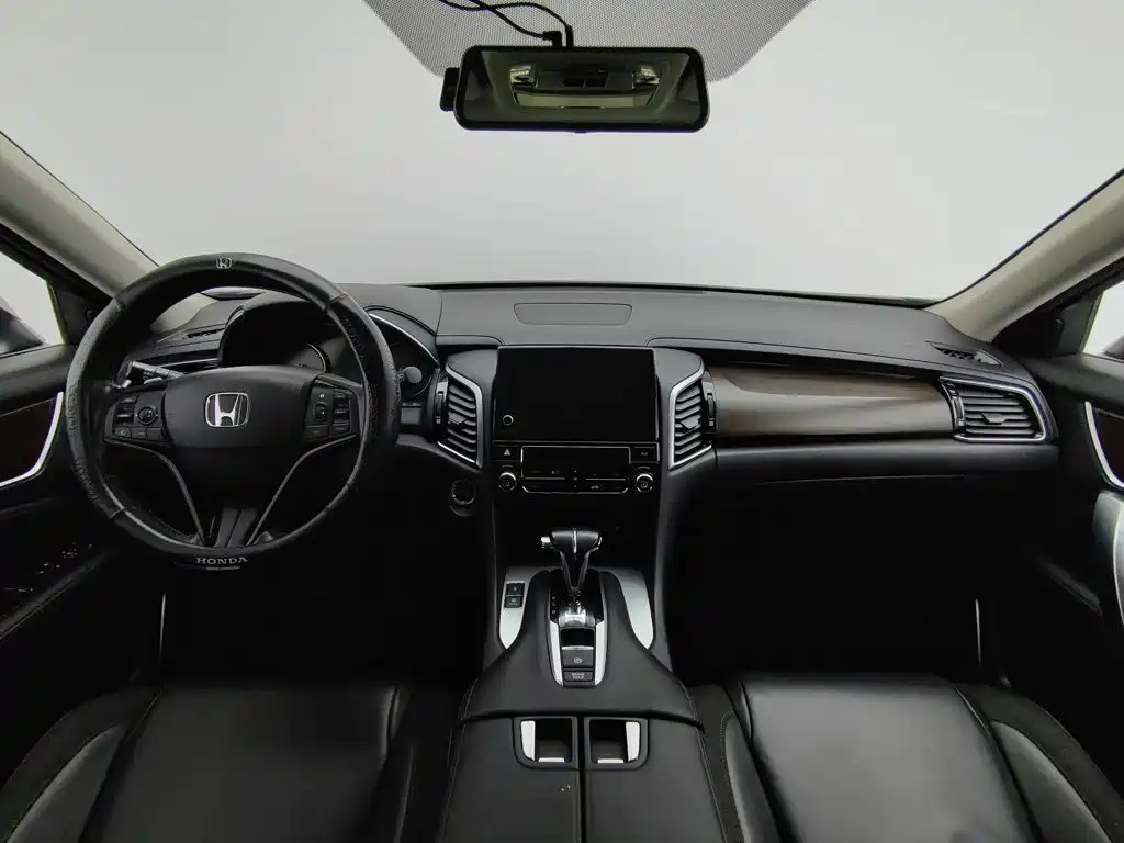 Honda Avancier — миниатюра 5