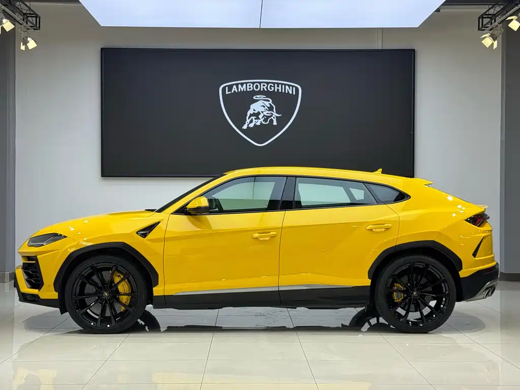Lamborghini Urus 2021 4.0T V8