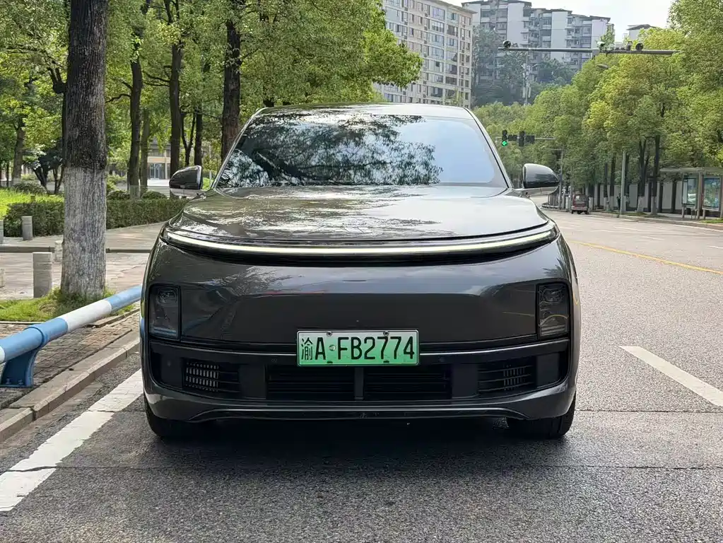 Li Auto Li L8 — миниатюра 2
