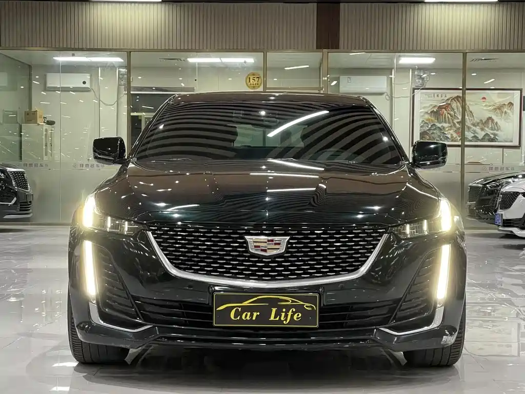 Cadillac CT5 — миниатюра 2