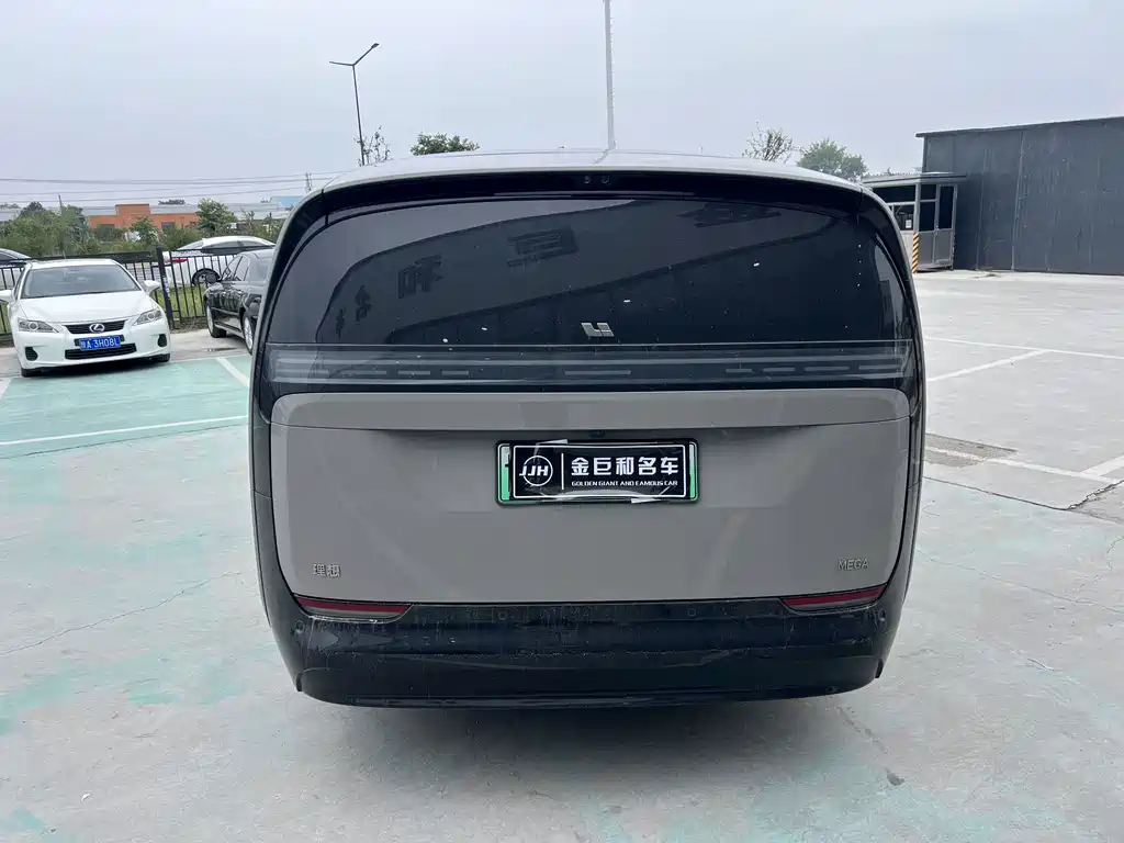 Li Auto Li MEGA — миниатюра 11