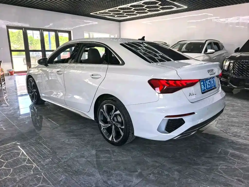 Audi A3 — миниатюра 3