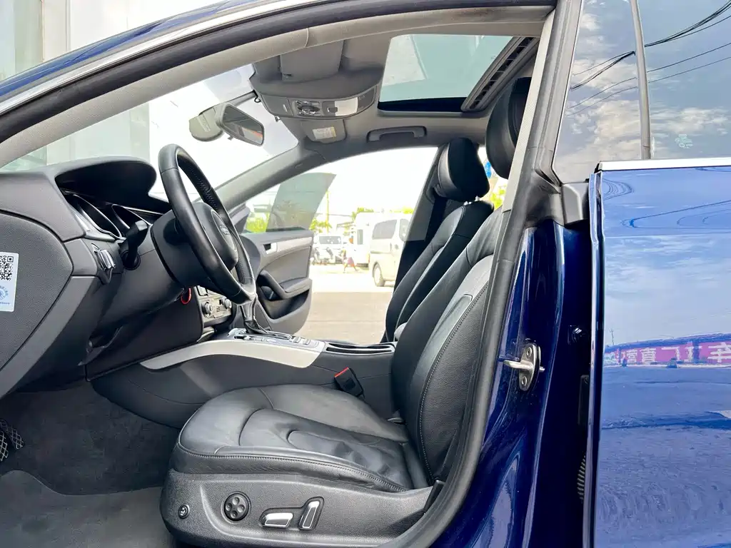 Audi A5 (Import) — миниатюра 18