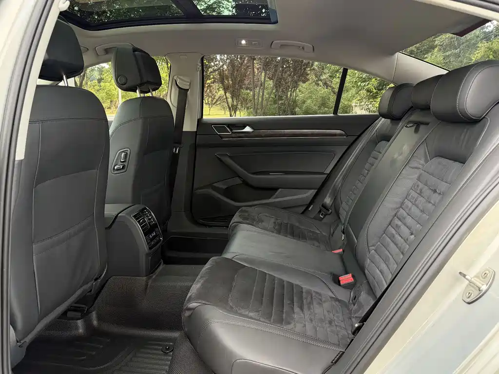 Volkswagen Magotan 2017 330TSI DSG Luxury