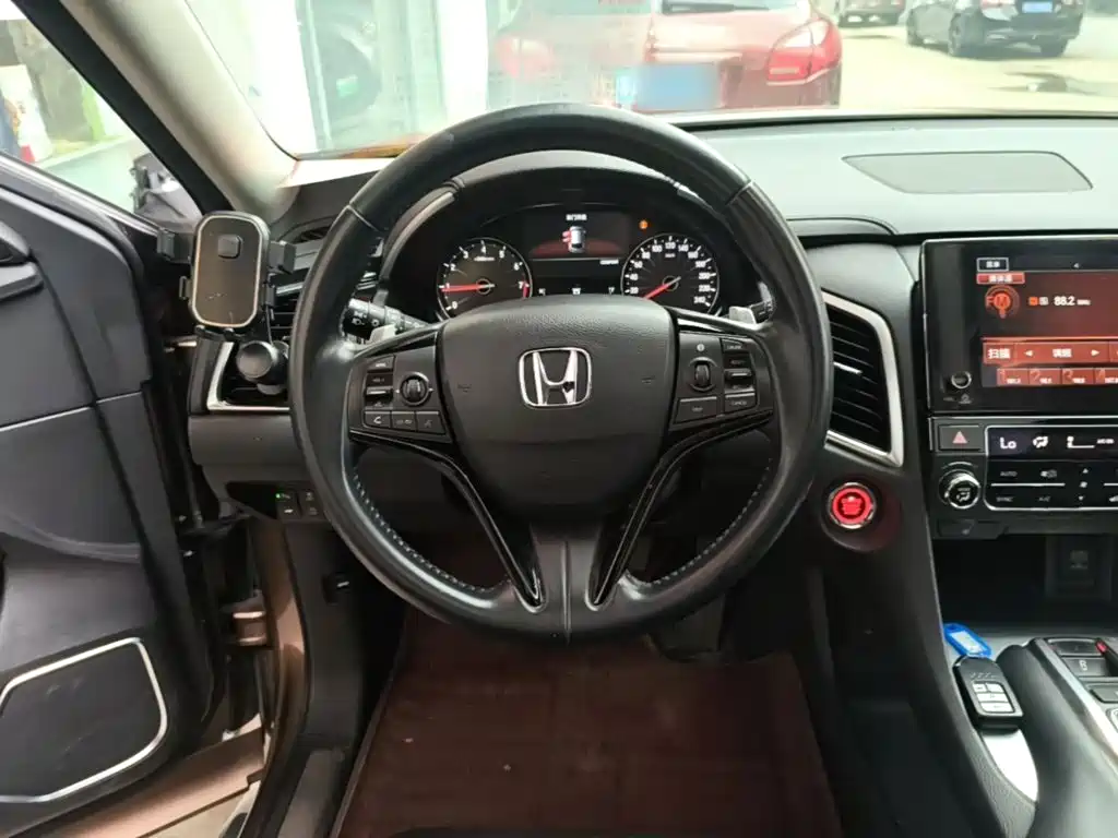 Honda Avancier — миниатюра 11