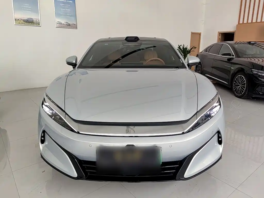 BYD Han L 2025 EV Flagship