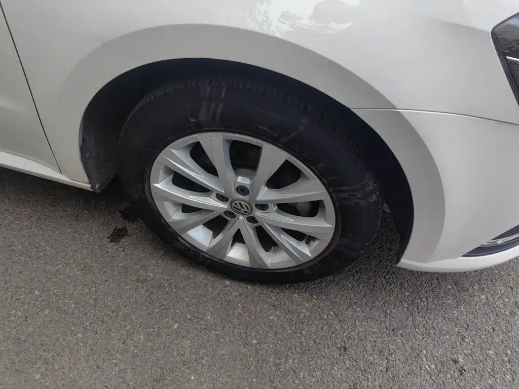 Volkswagen Lavida — миниатюра 8
