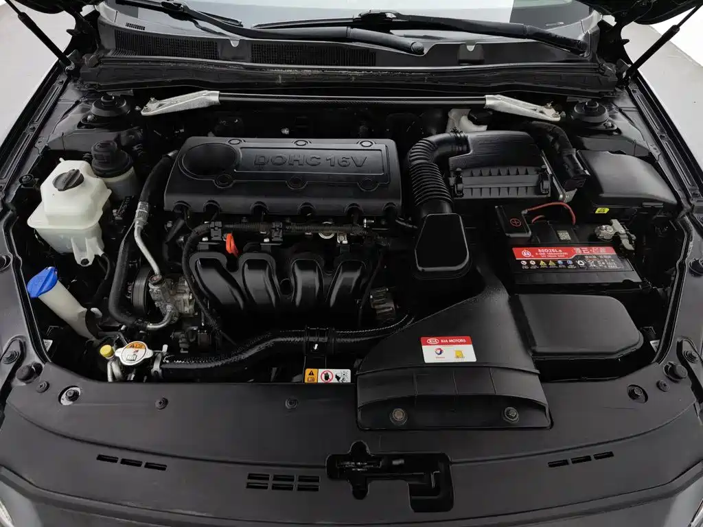 Kia Cadenza — миниатюра 6