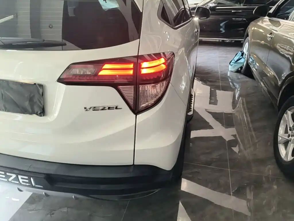 Honda Vezel — миниатюра 8