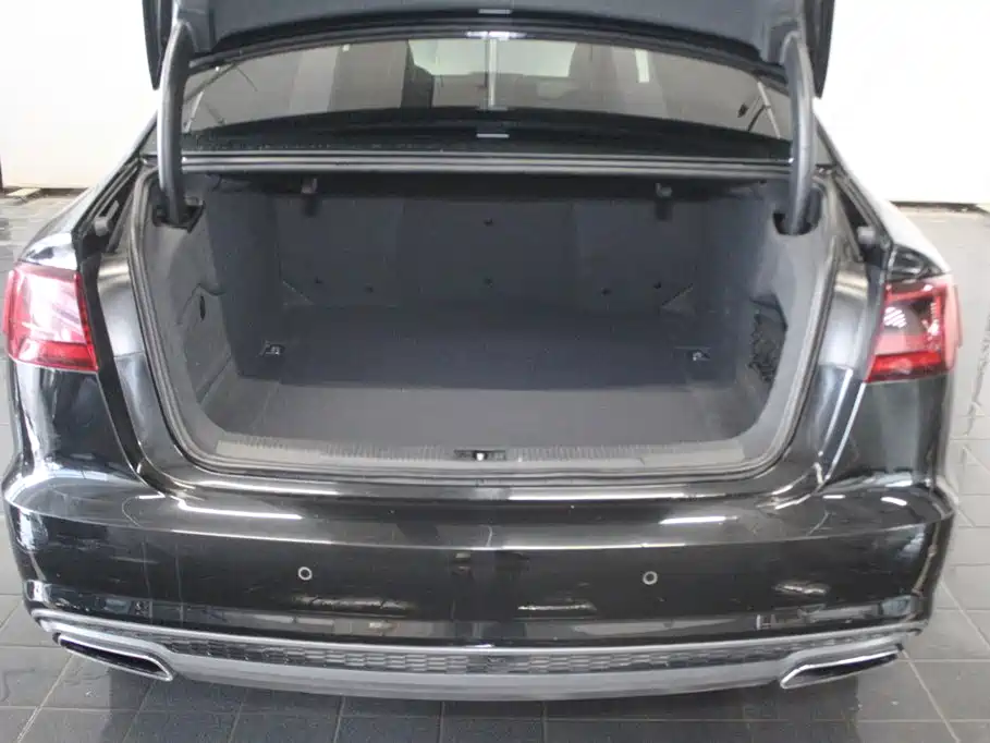 Audi A6L — миниатюра 7