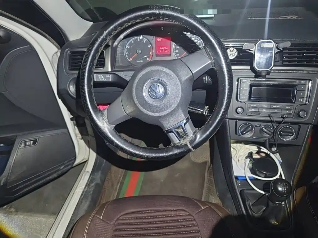 Volkswagen Santana — миниатюра 3
