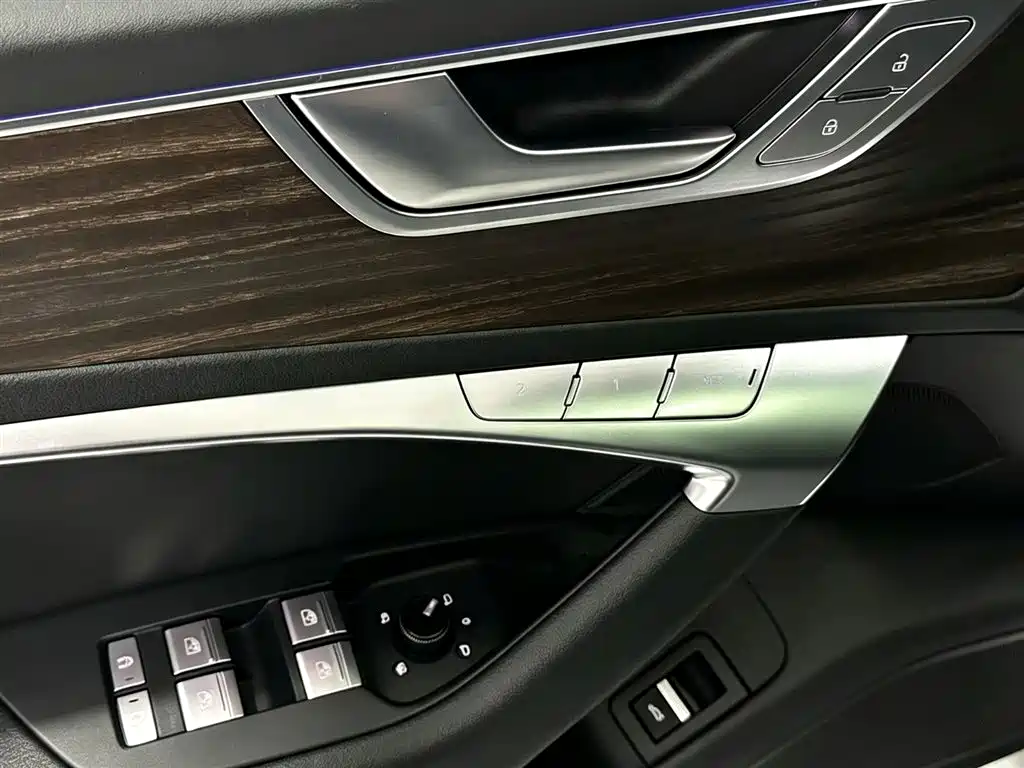 Audi A6L — миниатюра 13