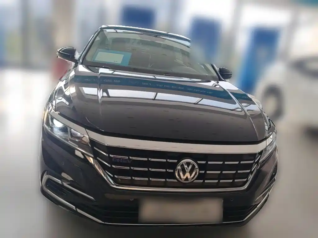 Volkswagen Passat PHEV — миниатюра 5