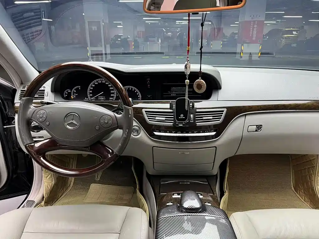 Mercedes-Benz S-Class — миниатюра 25