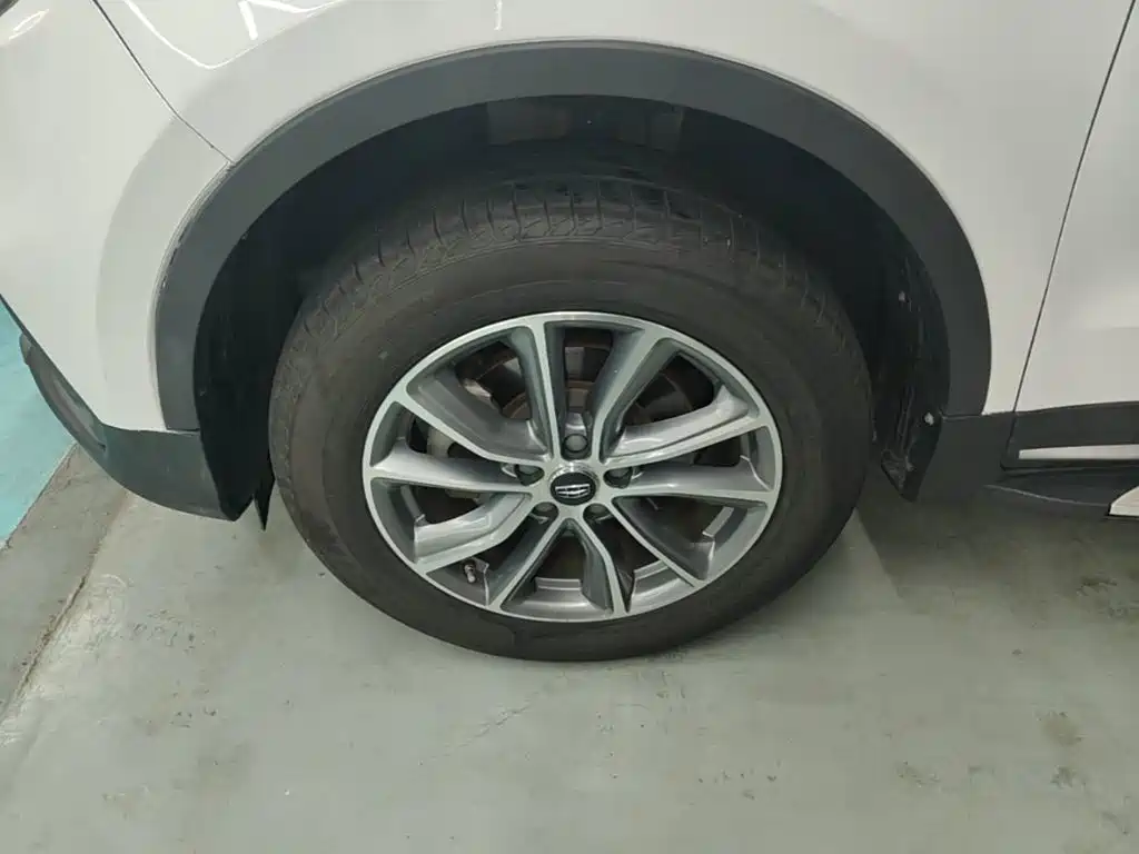 Geely Boyue — миниатюра 23