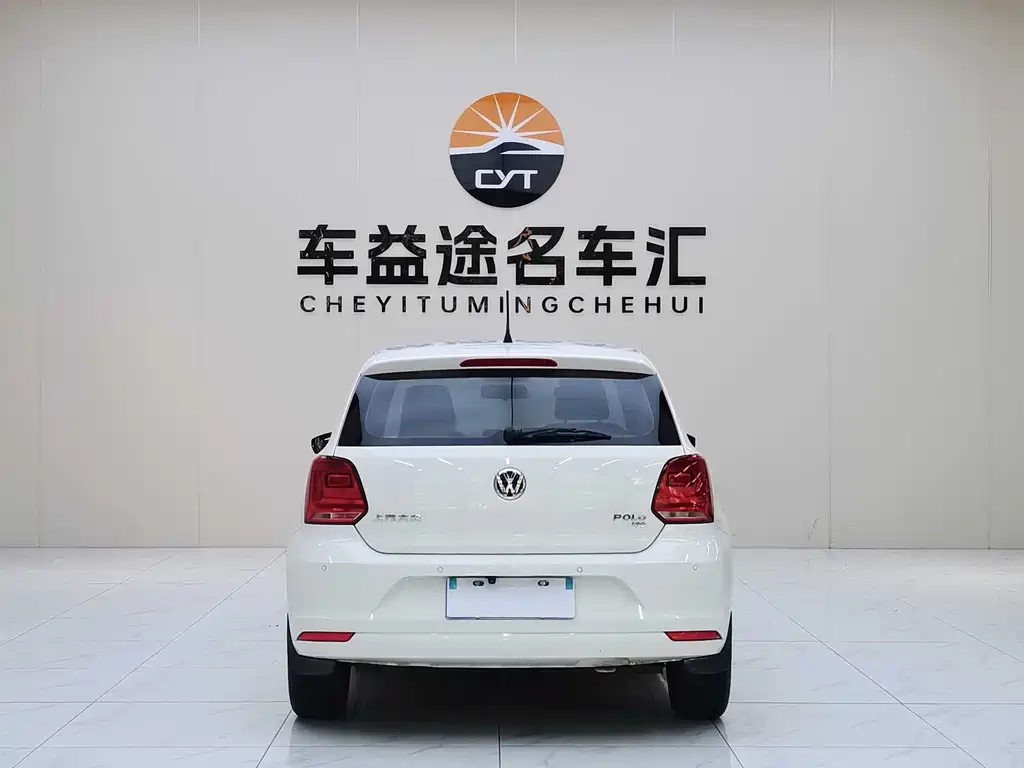 Volkswagen Polo 2016 1.6L AT Comfort