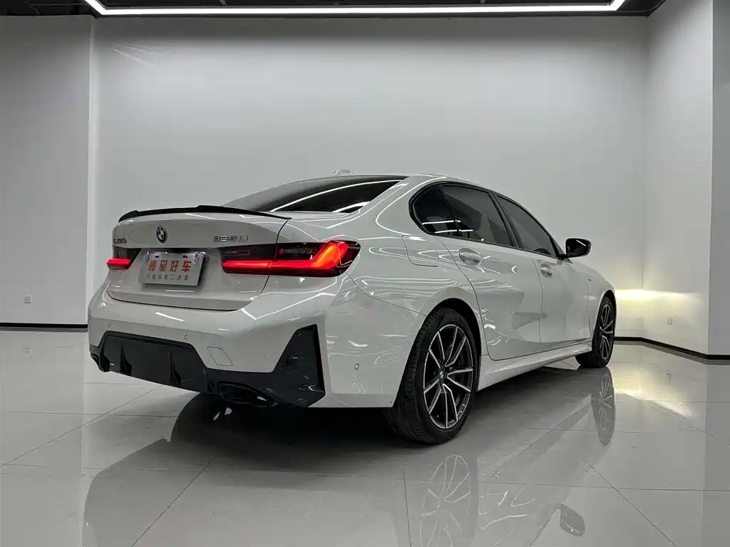 BMW 3 Series — миниатюра 4